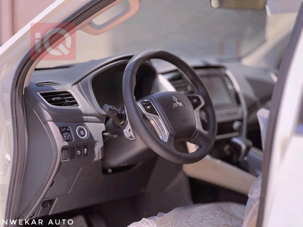 Mitsubishi Montero Sport